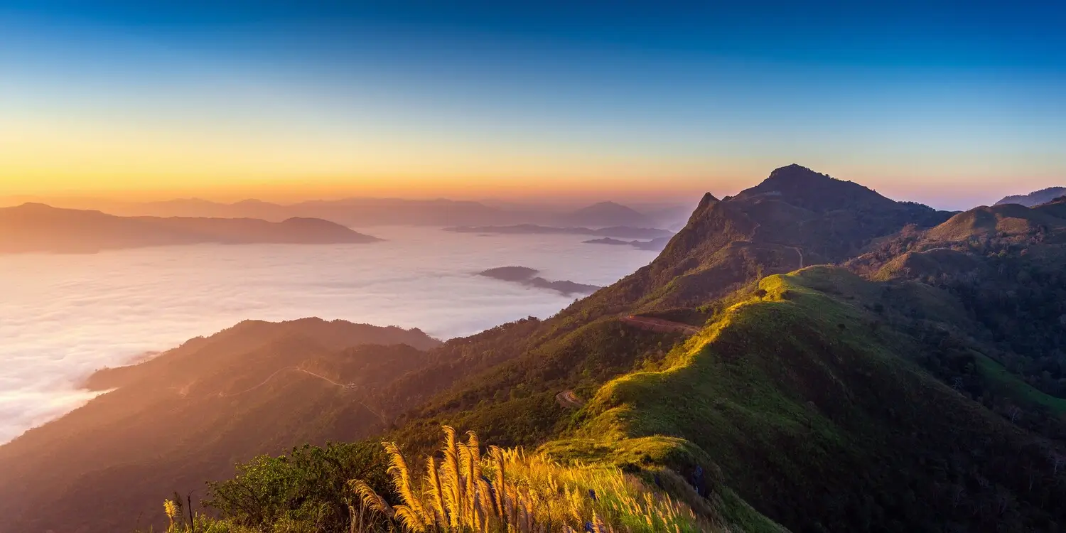 Proměňte svá přesvědčení krajina před úsvitem